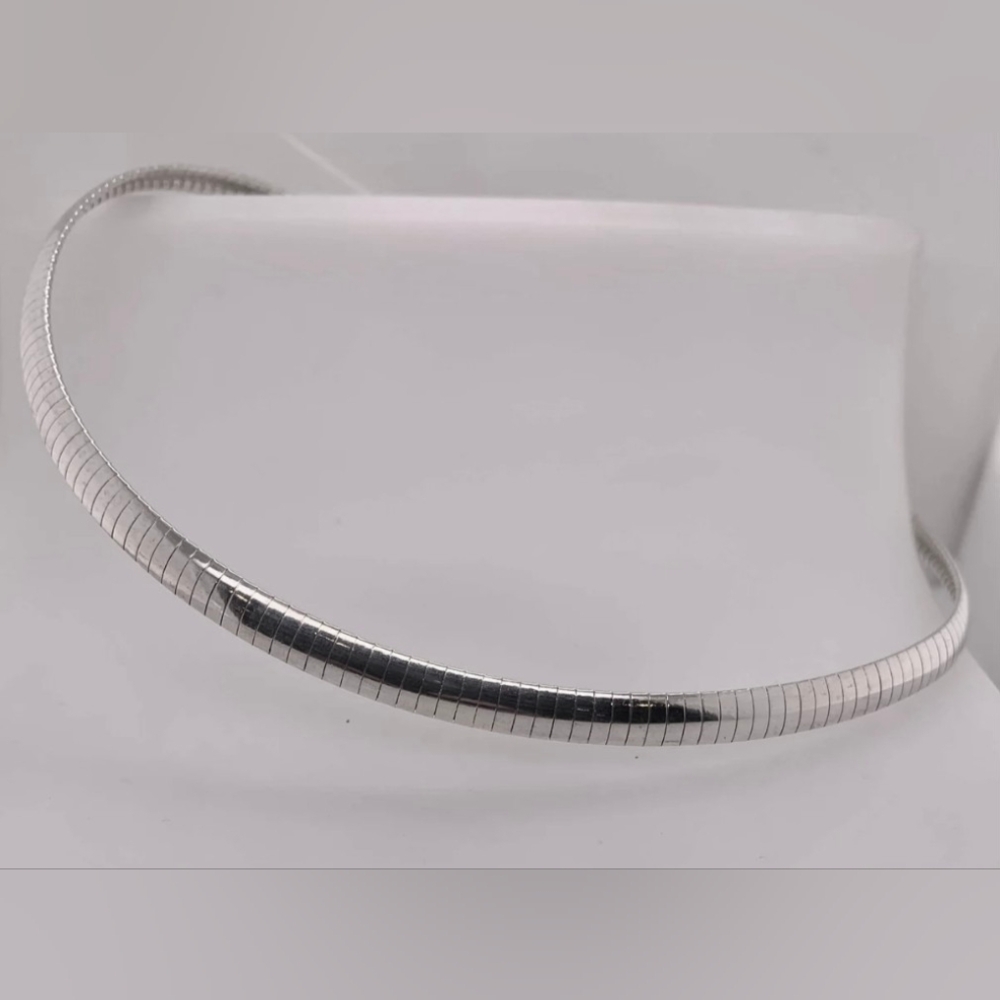 Vintage 1980s Sterling Silver 16" Omega Chain Necklace Made in Italy - Picture 6 of 7